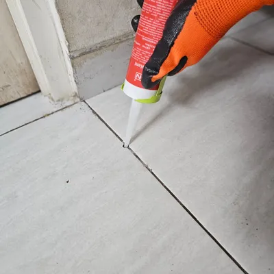 Proses Penutupan Lubang Injeksi